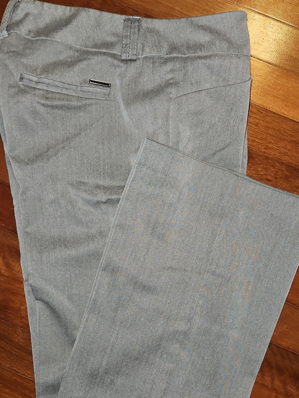 New York & Company Women's Light Gray Dress Pants - Flat Front